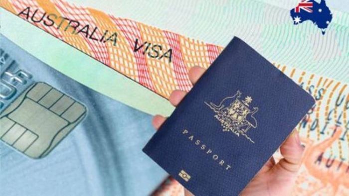 Công ty lữ hành Việt Nam hỗ trợ xin cấp visa công tác Úc.