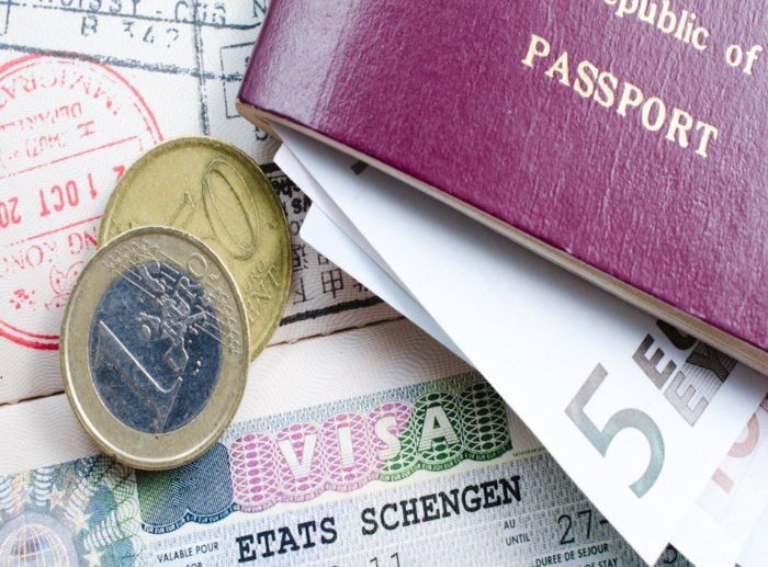 Cần chứng minh rõ ràng về khả năng tài chính của mình khi xin visa Châu Âu.
