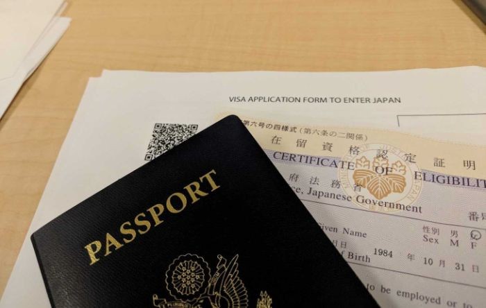 Tại thời điểm nộp hồ sơ xin visa Nhật, nếu hồ sơ không đầy đủ sẽ được trả lại. 
