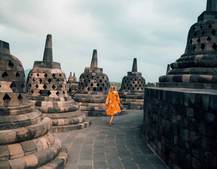 vẻ đẹp cổ kính trong Tour du lịch free & easy Indonesia