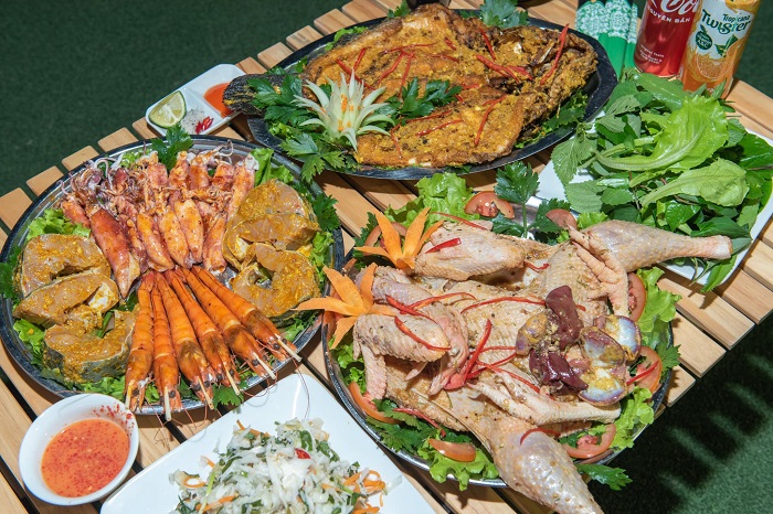 Khu sinh thái Sen Hồ Thái Nguyên có nhiều món đặc sản