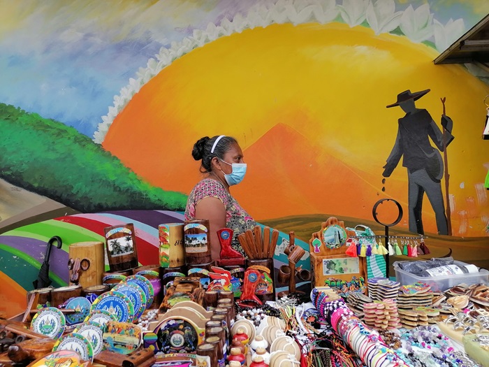 Chợ bản địa Nahuizalco điểm tham quan ở thành phố Sonsonate và xung quanh