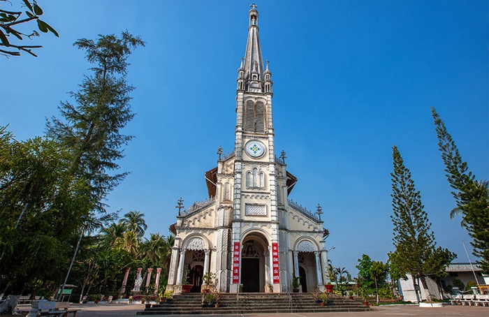 Nhà thờ Cái Bè Tiền Giang