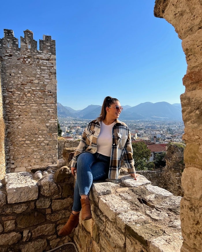 Khám phá lâu đài thời trung cổ khi đến thành phố Patras