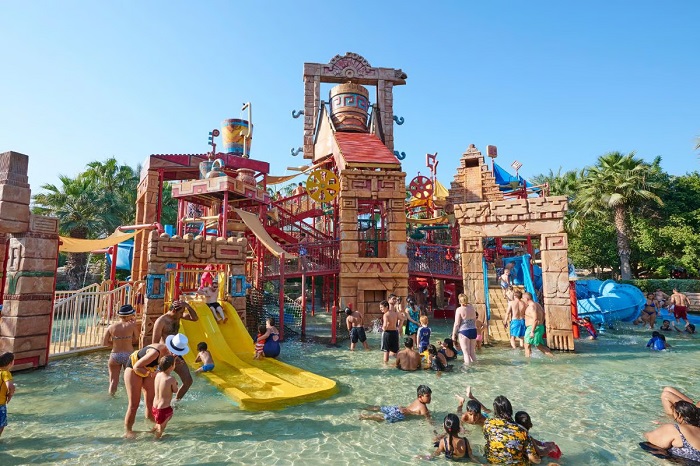 Công viên nước Aquaventure - địa điểm dành cho trẻ em ở Dubai