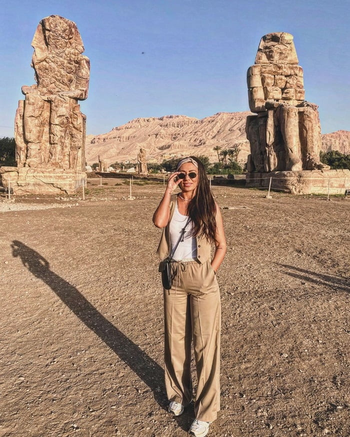 Bức tượng khổng lồ của Memnon Ai Cập