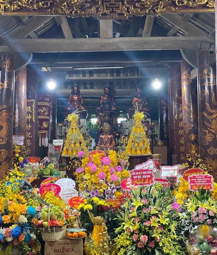 chùa Láng Hà Nội - thờ