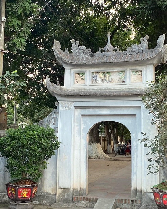 chùa Láng Hà Nội - cổng