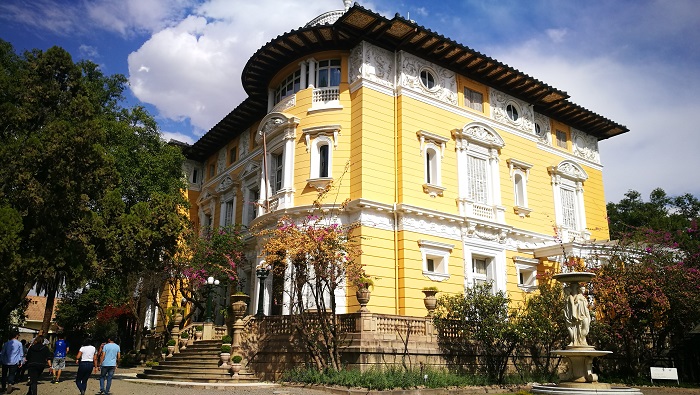 Cổng thông tin Palacio là địa điểm không thể bỏ qua ở thành phố Cochabamba Bolivia