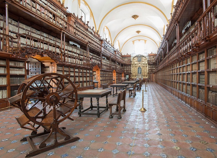 Thư viện Palafoxiana - kinh nghiệm du lịch Puebla