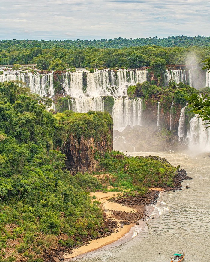 Thác Iguazu là điểm đến mùa hè ở châu Mỹ ấn tượng