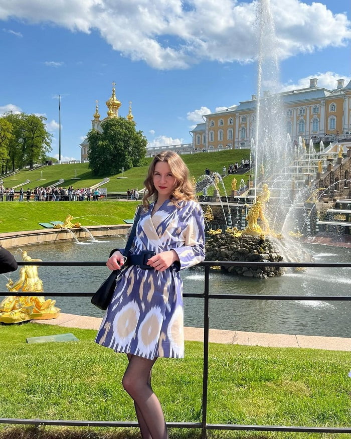 Check in cung điện Peterhof Nga