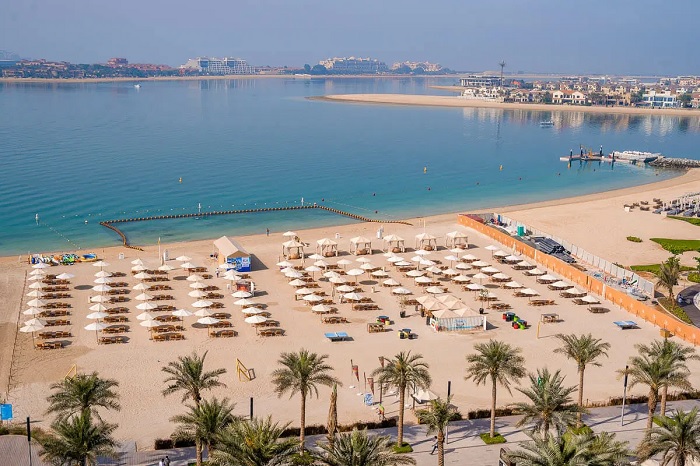 Bãi biển riêng trong Khách sạn Fairmont the Palm Dubai