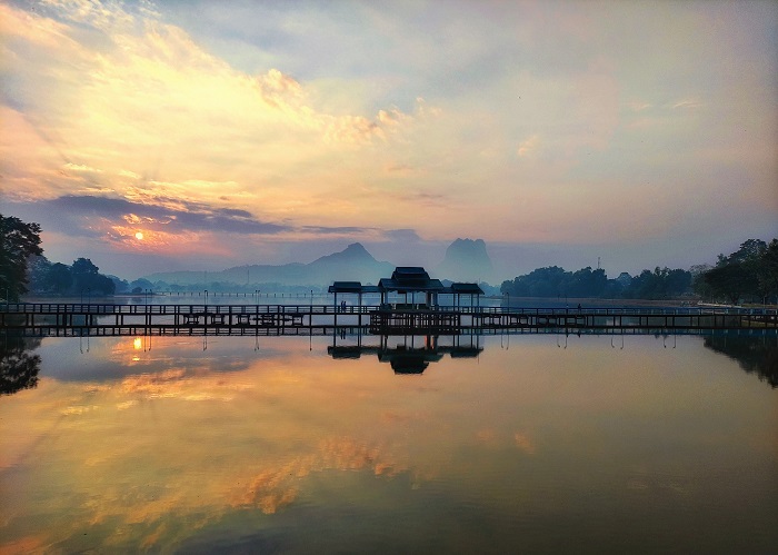 Hồ Kan Thar Yar là điểm tham quan gần chùa Thanboddhay Paya