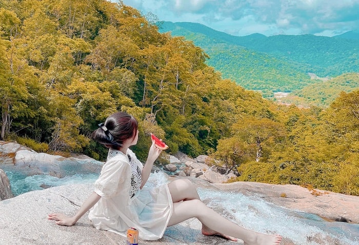 Thư giãn và tham quan thiên nhiên ở thác Savin Ninh Thuận
