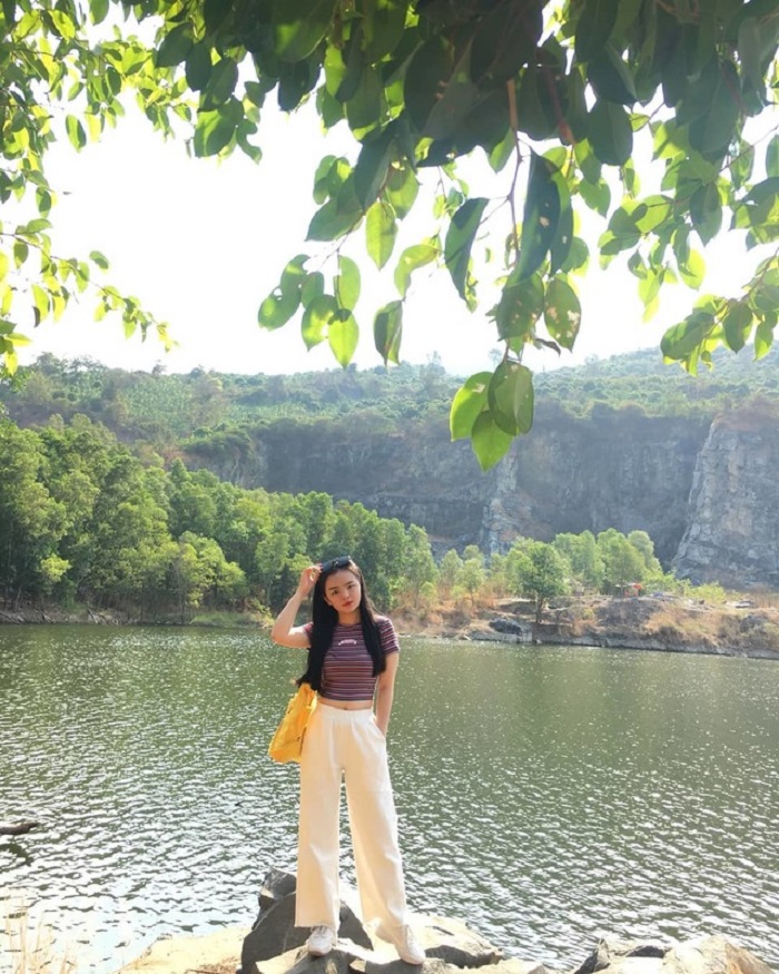 hồ Núi Đá Tây Ninh thu hút du khách tham quan