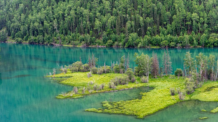 Hồ Yaze là địa danh đặc sắc ở khu bảo tồn thiên nhiên Kanas Tân Cương