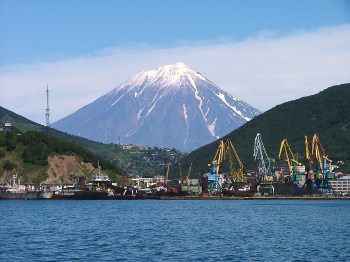 Vịnh Avachinsky là điểm tham quan ở Petropavlovsk-Kamchatskiy