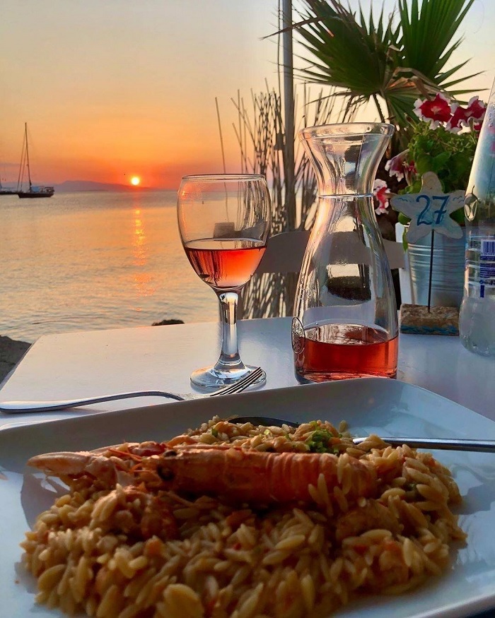 Ăn hải sản và ngắm hoàng hôn ở Aegina - Du lịch đảo Aegina