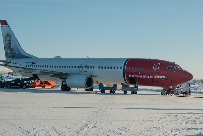 Máy bay của hàng không Na Uy.  - du lịch Tromso