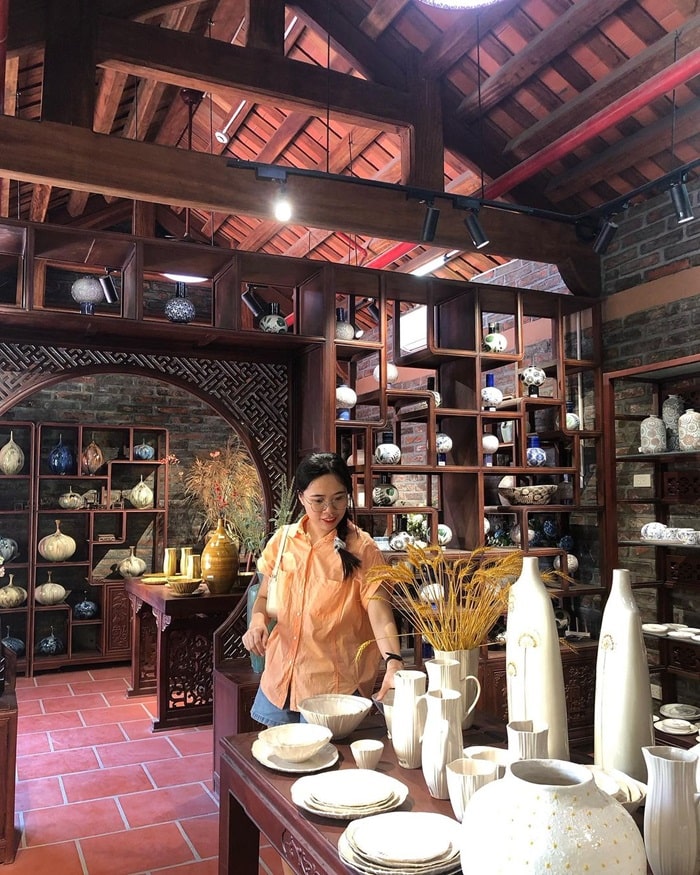 chùa Tiêu Dao Bát Tràng - bảo tàng gốm
