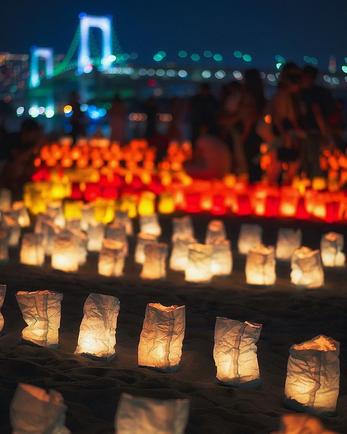 Marine Day Lantern là lễ hội đèn lồng trên thế giới thu hút nhiều du khách 
