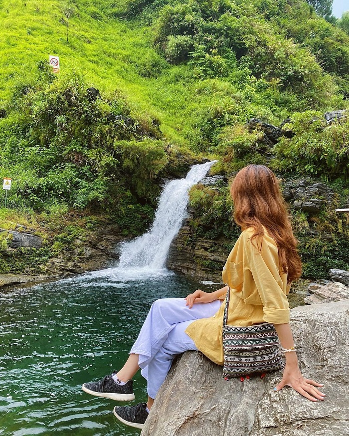 Thác Du Già là thác nước đẹp ở Hà Giang với nhiều góc check in đẹp