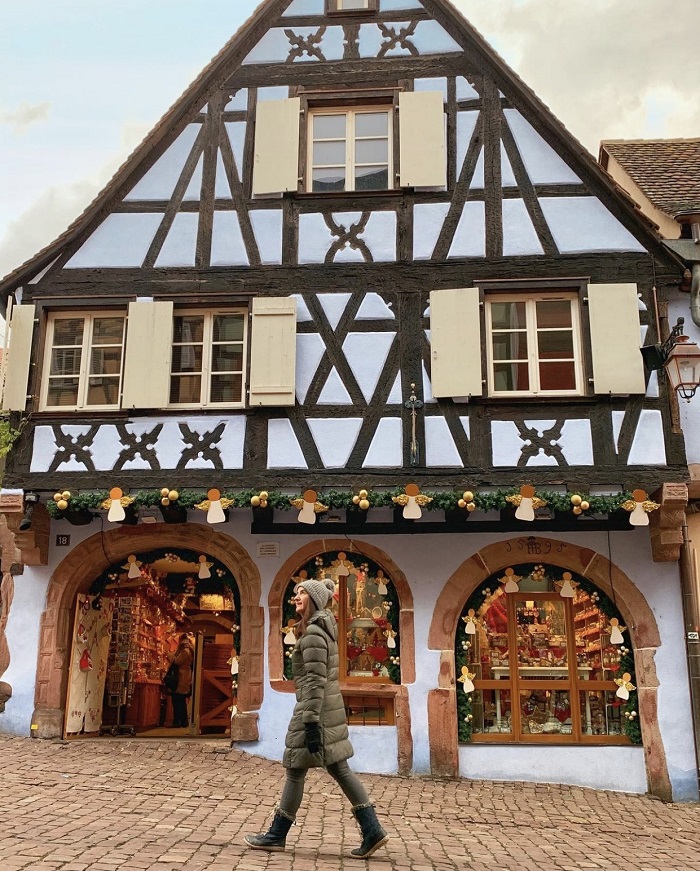 các cửa hàng xinh đẹp của thị trấn Riquewihr