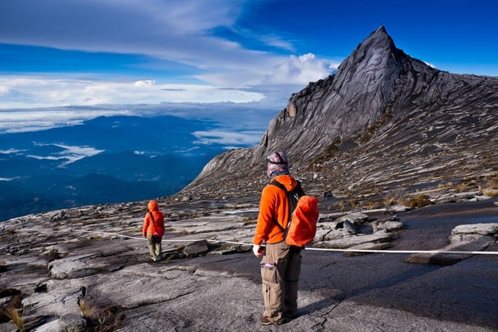Kinh nghiệm chinh phục núi Kinabalu - Thời điểm thích hợp leo núi
