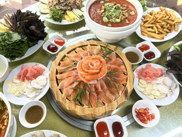 quán ăn ngon ở Mai Châu - Hoa Ban
