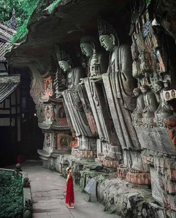 Kinh nghiệm du lịch Trùng Khánh - tham quan Tượng khắc đá Đại Túc 