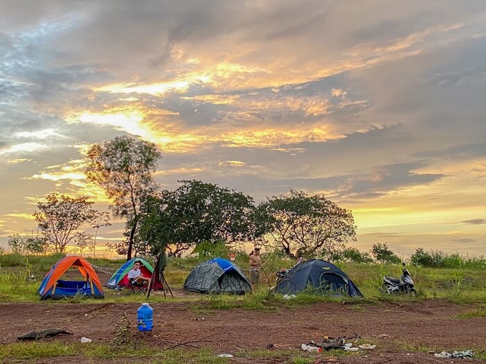 Đi tour Đắk Nông khám phá hồ Tà Đùng: cắm trại qua đêm