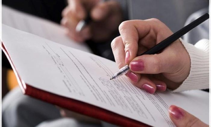 Nên làm thủ tục tạm trú để được gia hạn visa tại Thái Lan