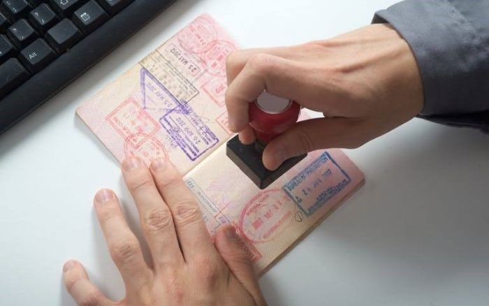 Đặt dịch vụ làm visa Dubai uy tín, tiết kiệm. 