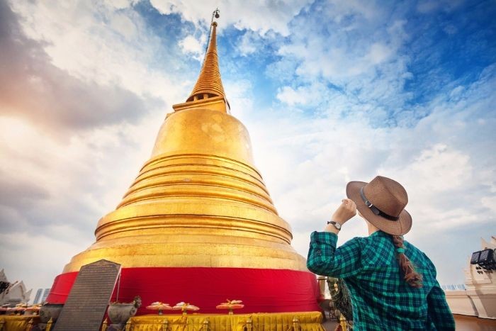 Xin visa làm việc được du lịch thoải mái tại Thái Lan. 