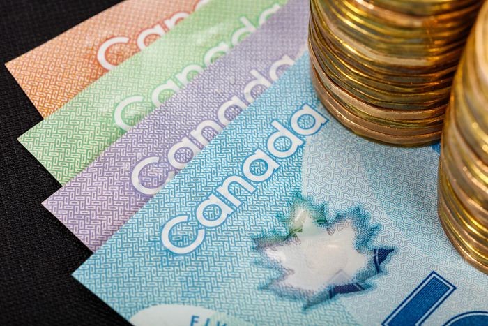 Lệ phí xin visa Canada có thể thay đổi theo từng thời điểm. - lệ phí xin visa Canada