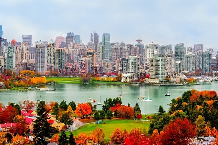 Vẻ đẹp hoàn mỹ của xứ sở lá phong - Hồ sơ xin visa Canada gồm những gì