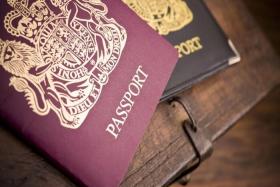 Hướng dẫn thủ tục xin visa đi Anh thăm người thân chất lượng, chính xác nhất