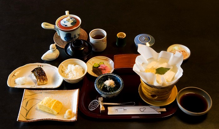 Đi tour du lịch Free & Easy khám phá ẩm thực Nhật Bản