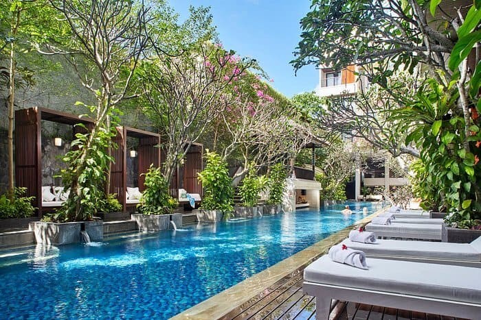Khách sạn 5 sao ở Bali - Jambuluwuk Oceano Seminyak được nhiều du khách lựa chọn khi ghé thăm Bali
