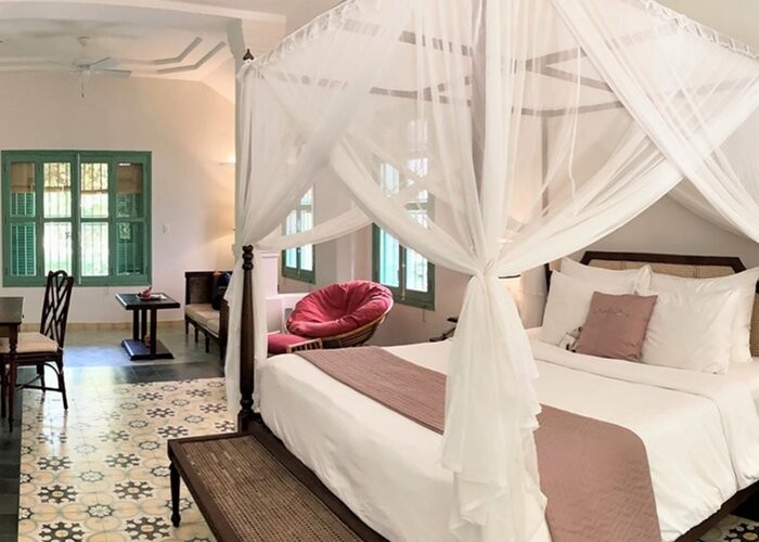 Khách sạn đẹp ở Côn Đảo - Không gian phòng ngủ Poulo Condor Côn Đảo mang vẻ đẹp tinh tế, thanh lịch