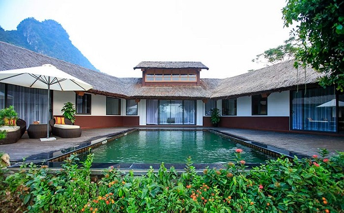 Khách sạn đẹp ở Hòa Bình - Serena Kim Bôi Resort được bình chọn là khách sạn đẹp ở Hòa Bình có bể bơi nước khoáng đẹp
