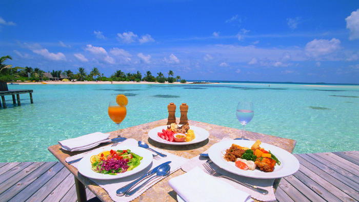 Vừa thưởng thức món ngon vừa ngắm cảnh -Du lịch Maldives giá rẻ