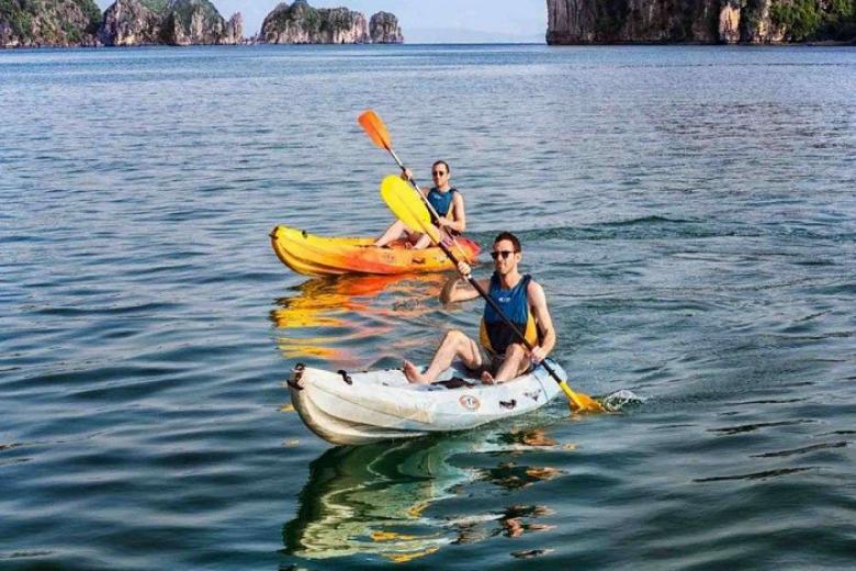 Chèo thuyền Kayak