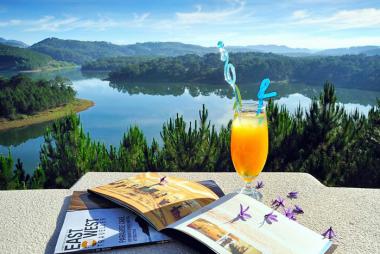 Combo Đà Lạt 3N2Đ - Edensee Lake Resort & Spa 5*+ VMB + Ăn Sáng Buffet