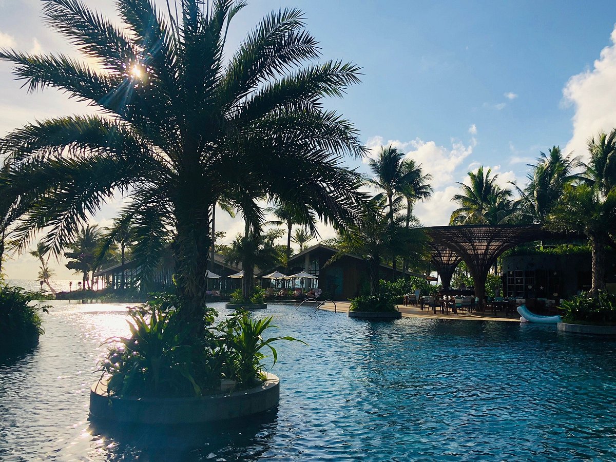 Combo 5* InterContinental Phú Quốc Long Beach Resort 3N/2Đ, Ăn sáng + VMB khứ hồi + Xe đón tiễn SB