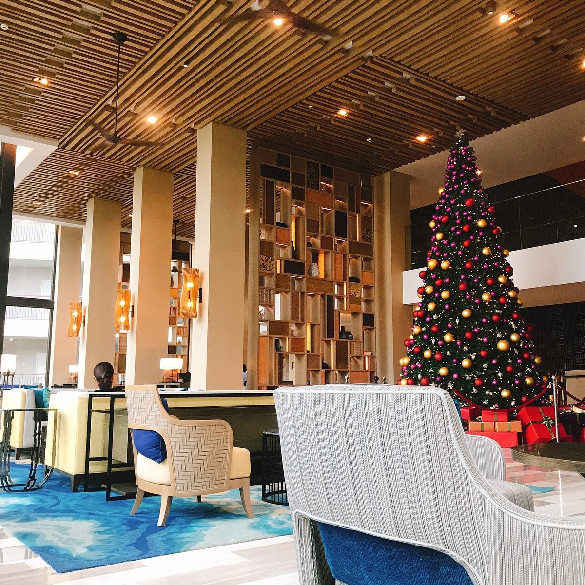 Combo 5* InterContinental Phú Quốc Long Beach Resort 3N/2Đ, Ăn sáng + VMB khứ hồi + Xe đón tiễn SB