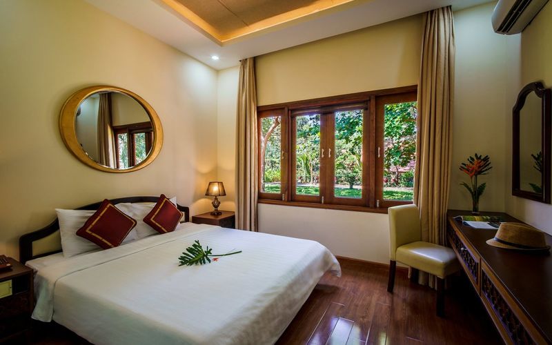 Combo 5* Sơn La Moc Chau Island - Mountain Park and Resort 2N/1Đ, Ăn Sáng+ Vé Xe Khứ Hồi