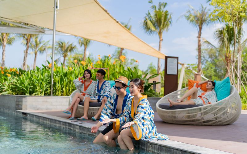 Combo 5* Sơn La Moc Chau Island - Mountain Park and Resort 2N/1Đ, Ăn Sáng+ Vé Xe Khứ Hồi