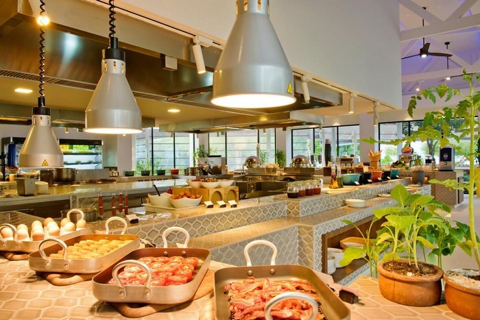 kandima_aldives_buffet